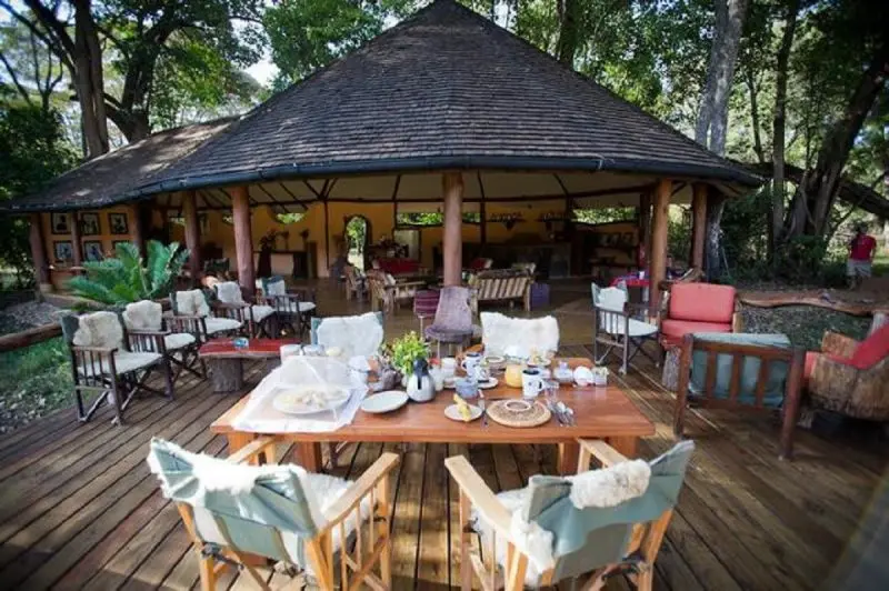 Kitich-Camp-main-lodge-Kenya-800x532.webp