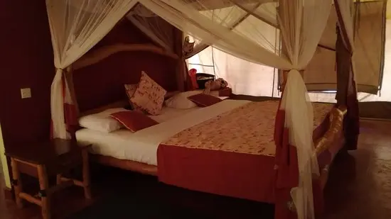 manyatta-camp.webp